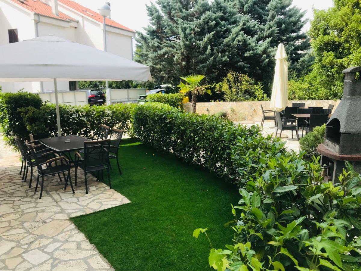 Apartments Eva Малинська Екстер'єр фото